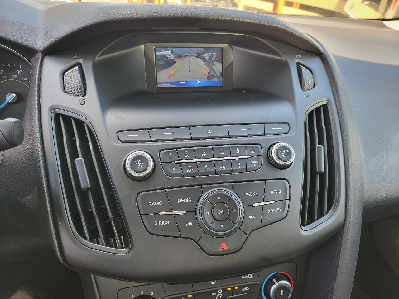 Ford Focus SE Sedan 2018