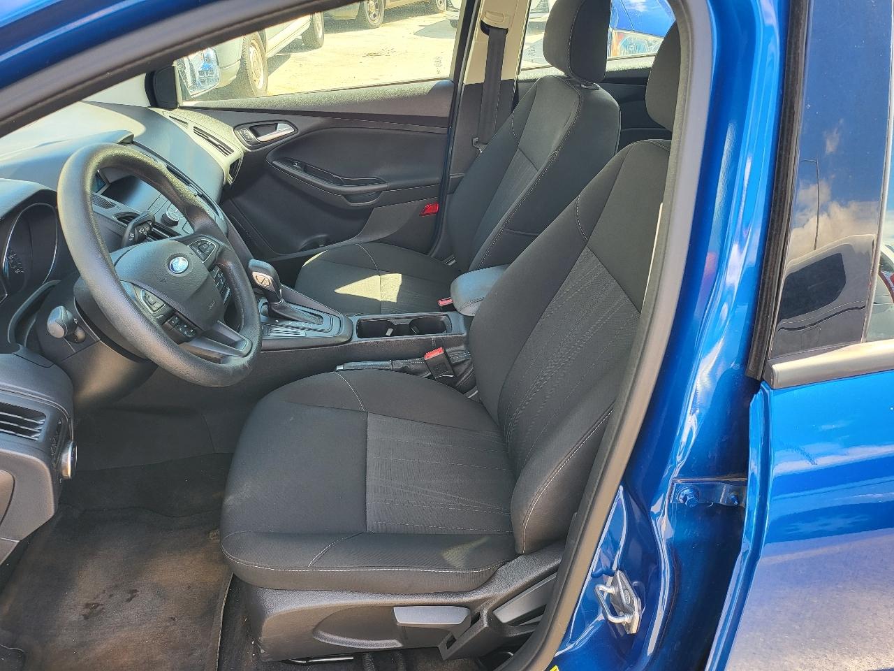 Ford Focus SE Sedan 2018