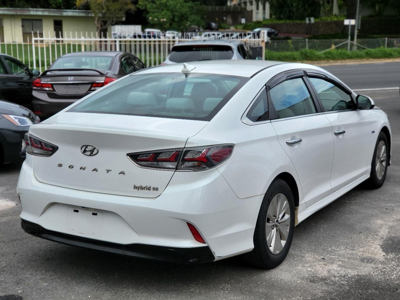 Hyundai Sonata photo 5