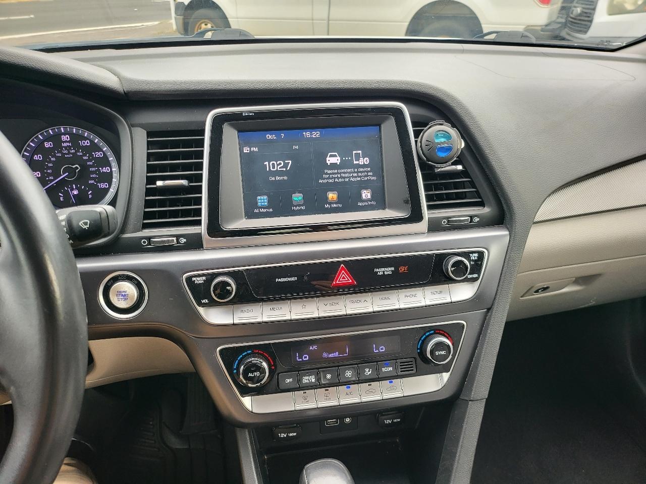 Hyundai Sonata photo 12