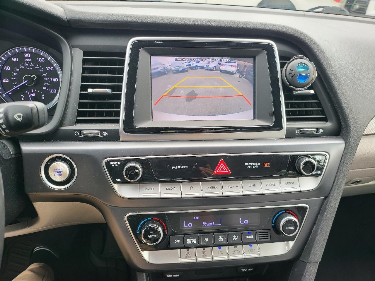 Hyundai Sonata photo 13