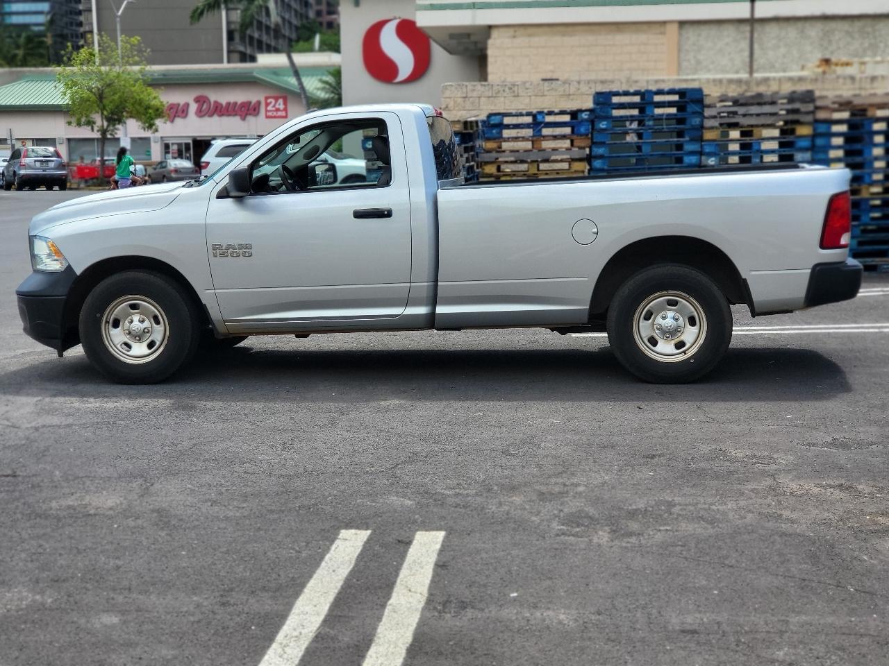 RAM 1500 Tradesman 4x2 Reg Cab 8' Box 2018