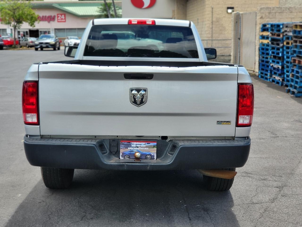 RAM 1500 Tradesman 4x2 Reg Cab 8' Box 2018