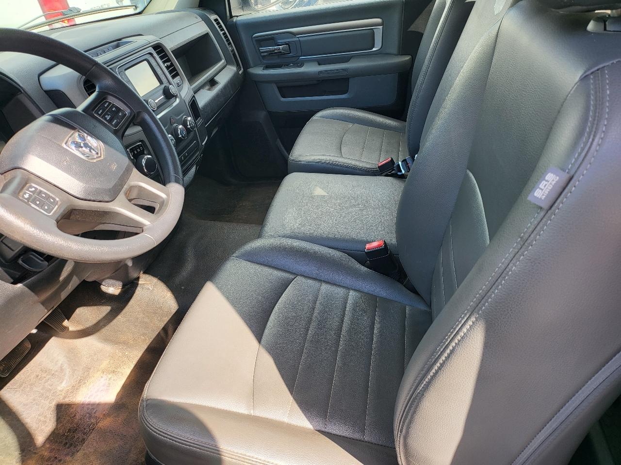 RAM 1500 Tradesman 4x2 Reg Cab 8' Box 2018