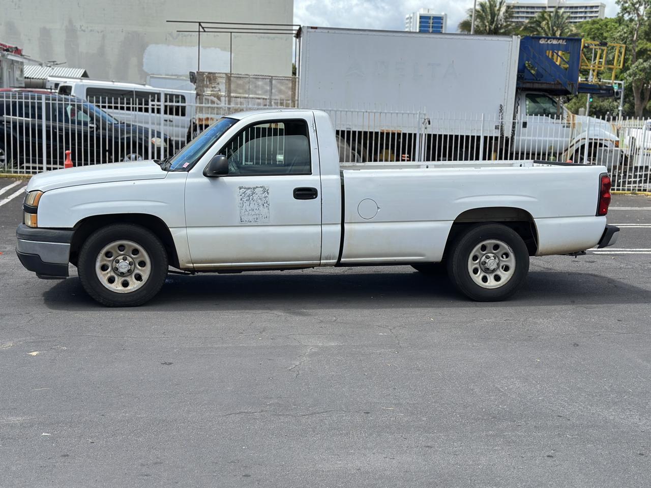 Chevrolet Silverado 1500 Classic 2WD Reg Cab 133.0" Work Truck 2007
