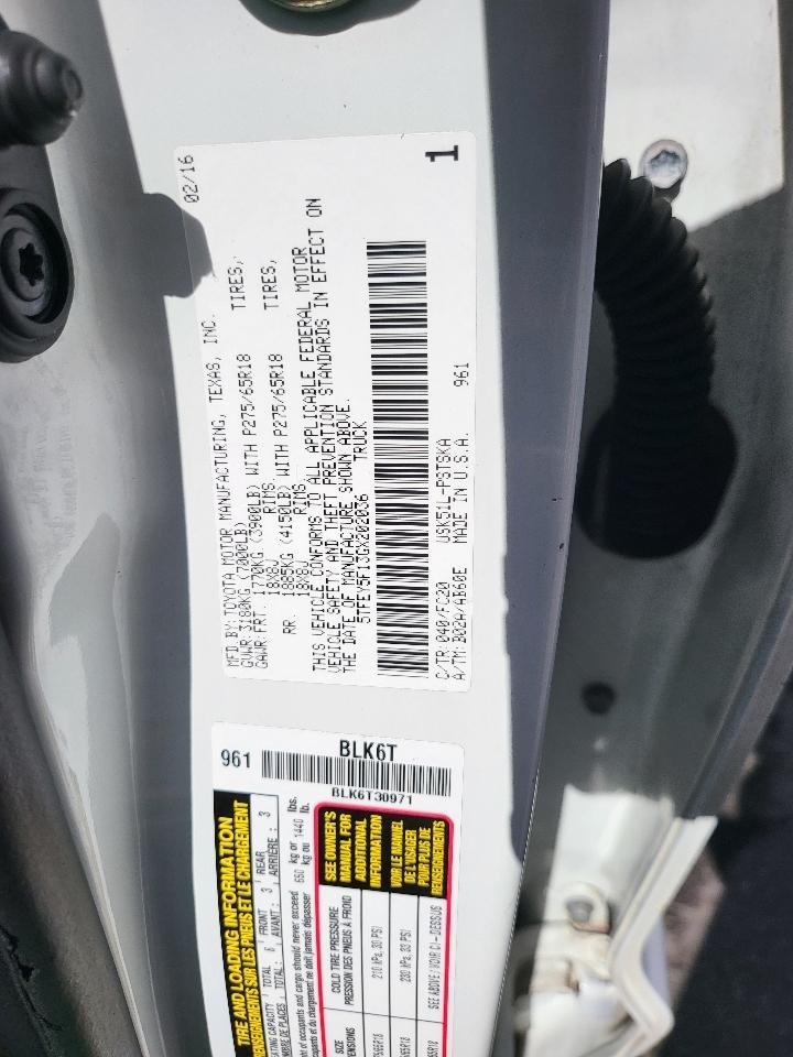 Toyota Tundra 2WD Truck CrewMax 5.7L V8 6-Spd AT SR5 (Natl) 2016