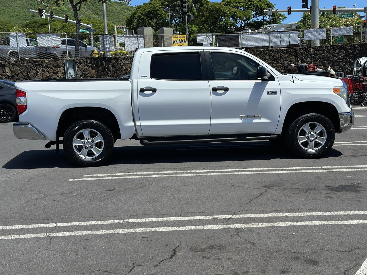 Toyota Tundra photo 3