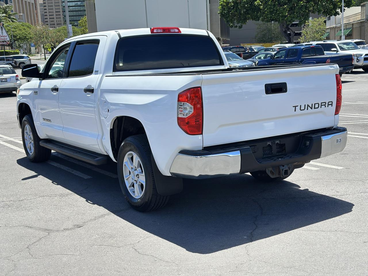 Toyota Tundra photo 9