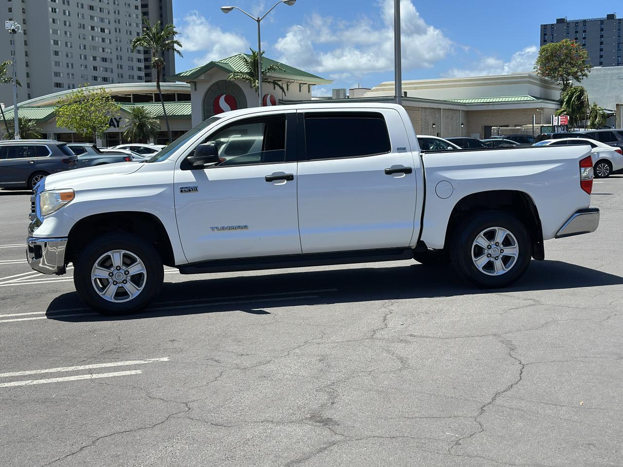 Toyota Tundra photo 6