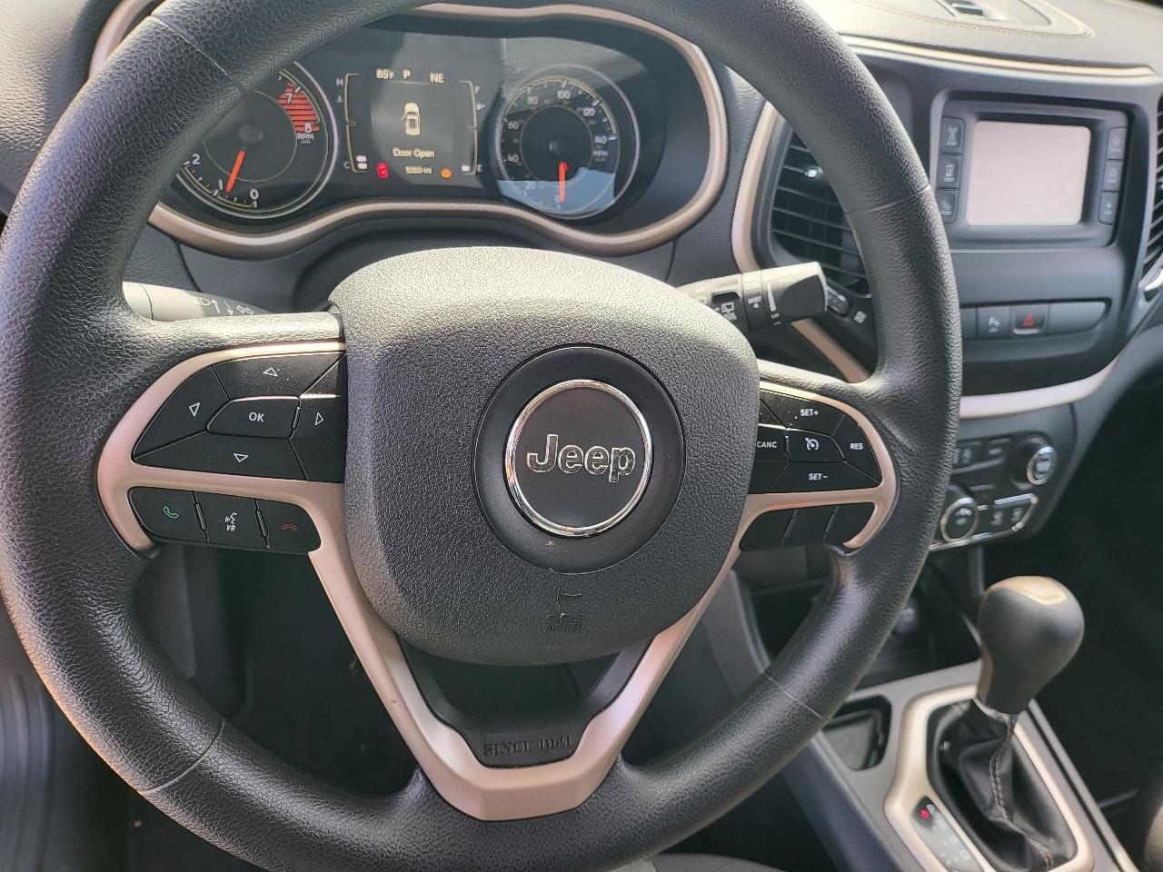 Jeep Cherokee Latitude FWD 2018