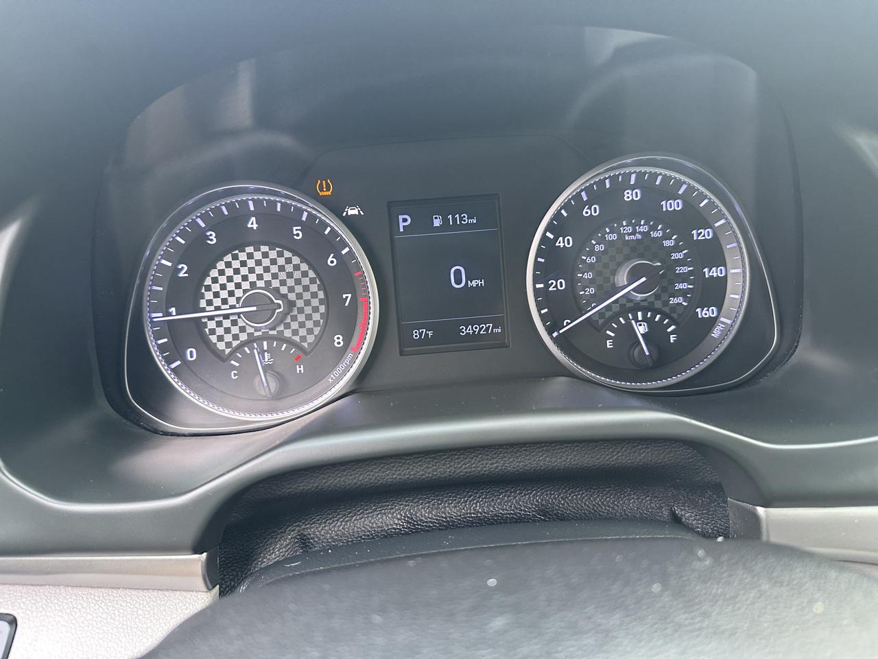 Hyundai Elantra photo 16