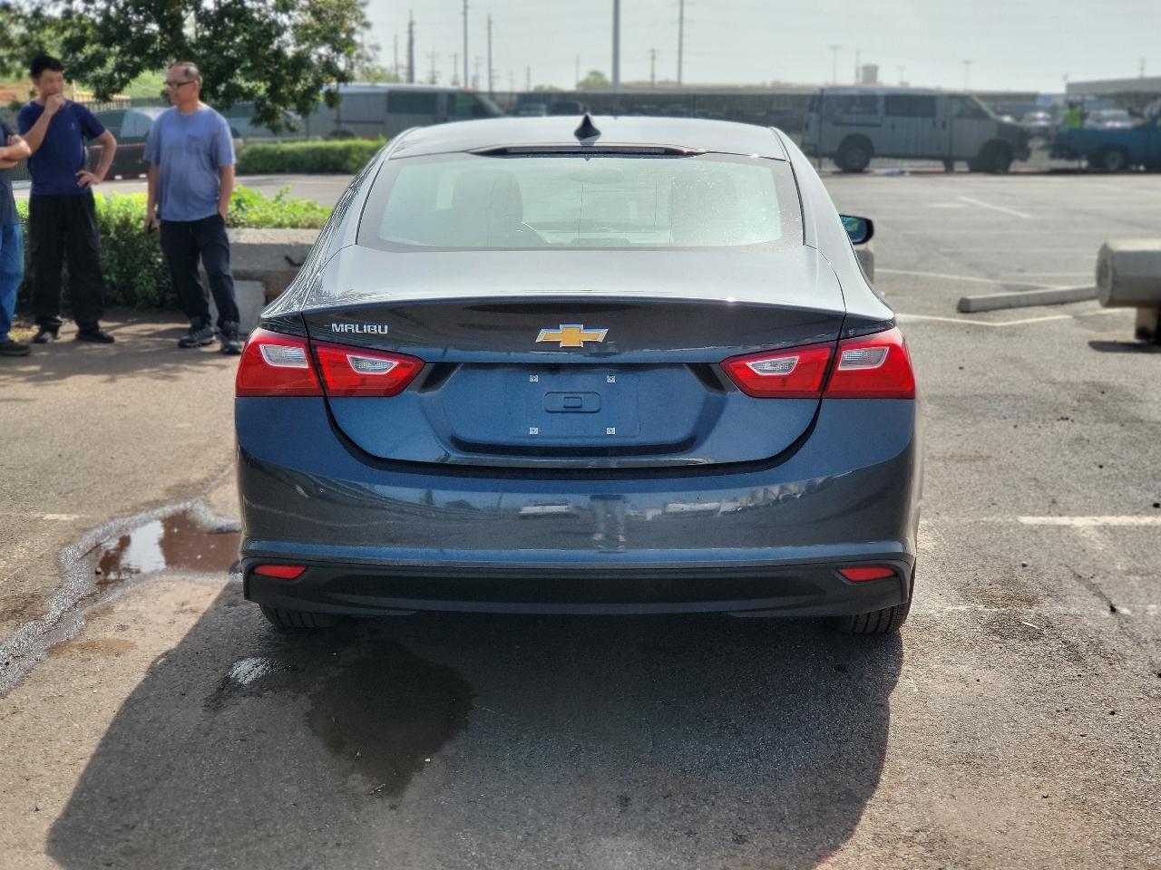 Chevrolet Malibu photo 15
