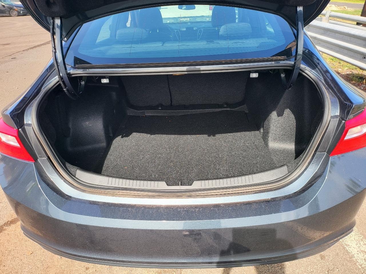 Chevrolet Malibu photo 21