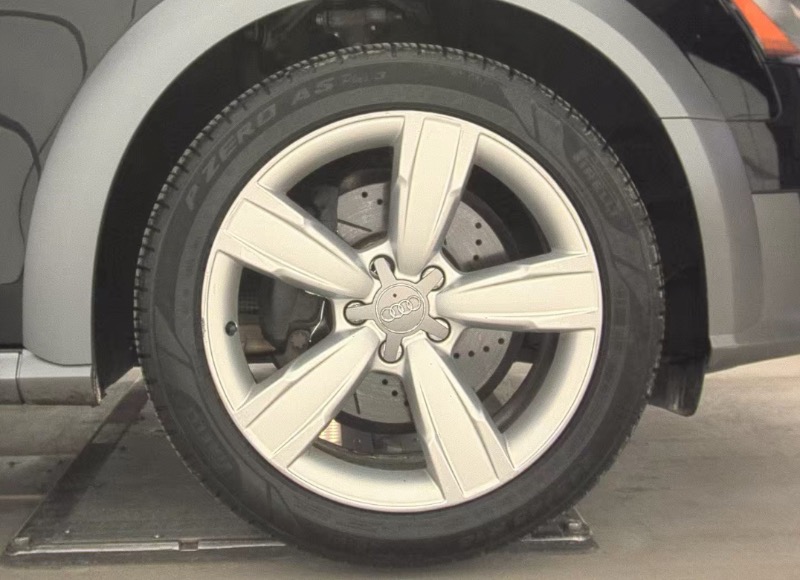 Audi allroad Premium Plus quattro 2015