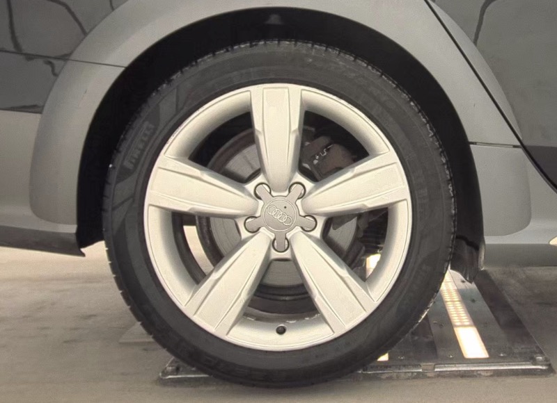 Audi allroad Premium Plus quattro 2015