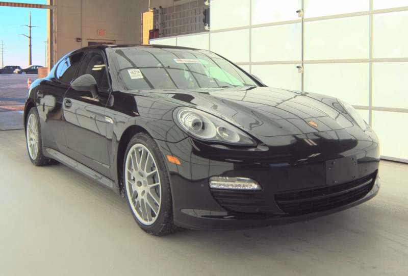 Porsche Panamera 4 2011