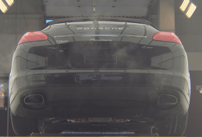 Porsche Panamera 4 2011