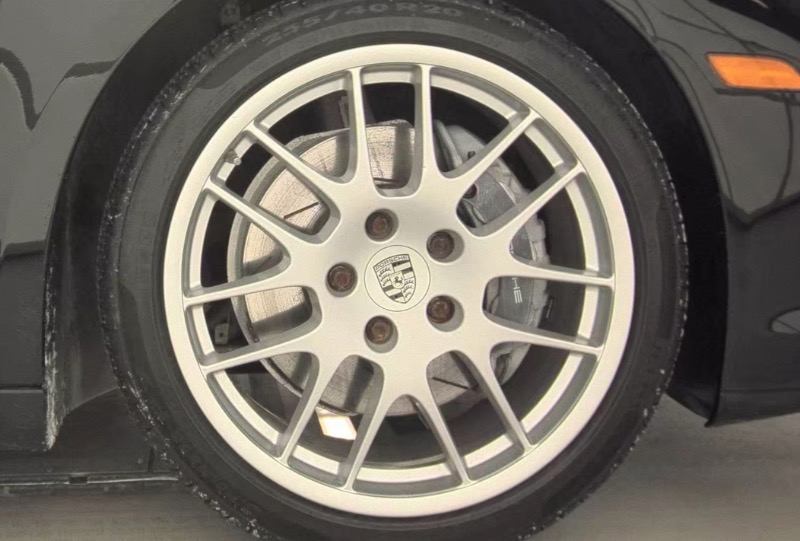 Porsche Panamera 4 2011