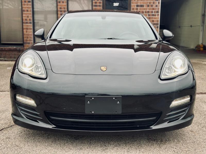 Porsche Panamera 4 2011