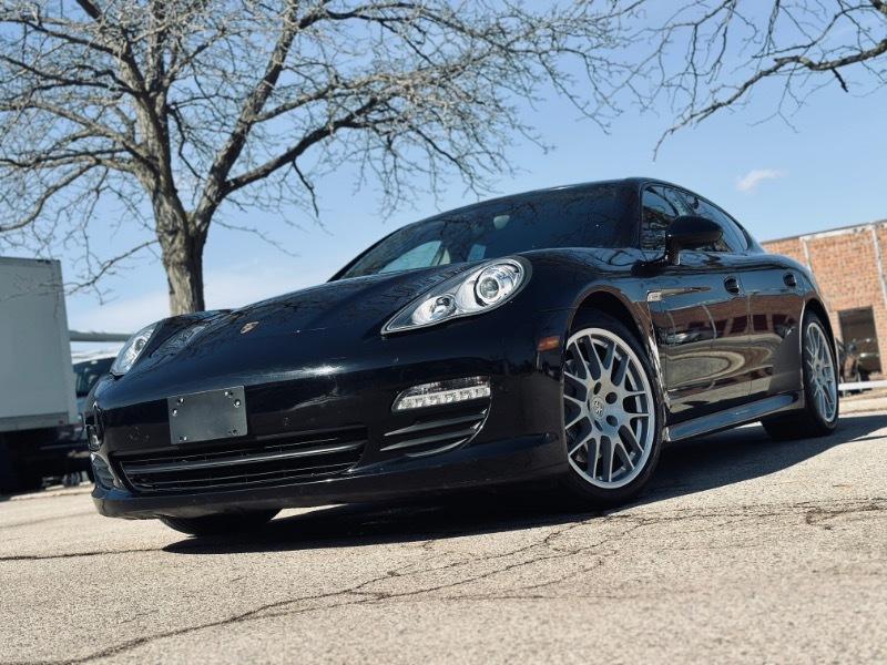 Porsche Panamera 4 2011