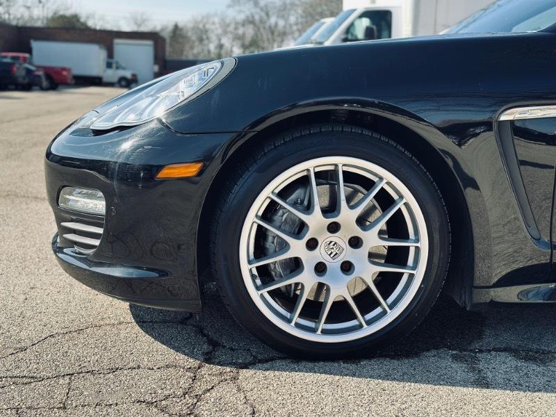 Porsche Panamera 4 2011