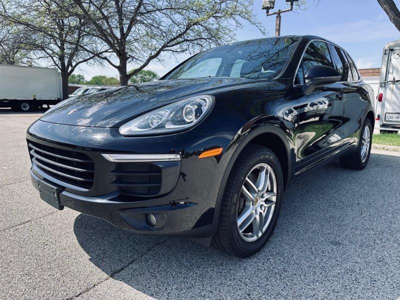 Porsche Cayenne Base 2016