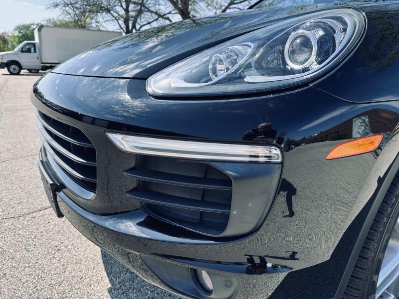 Porsche Cayenne Base 2016