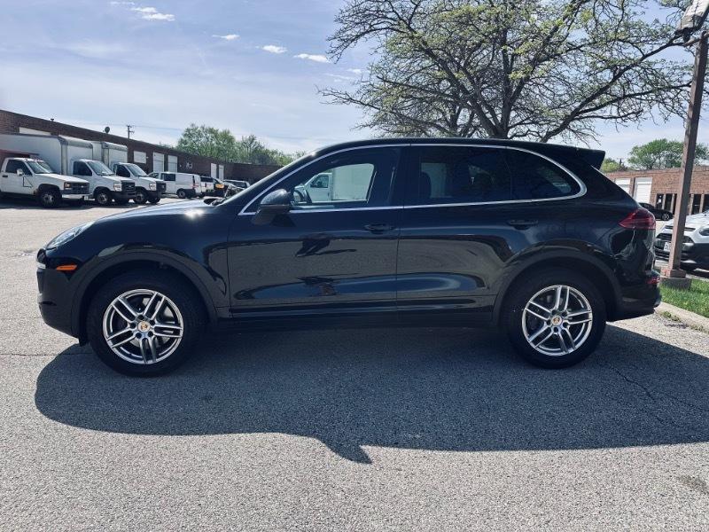 Porsche Cayenne Base 2016