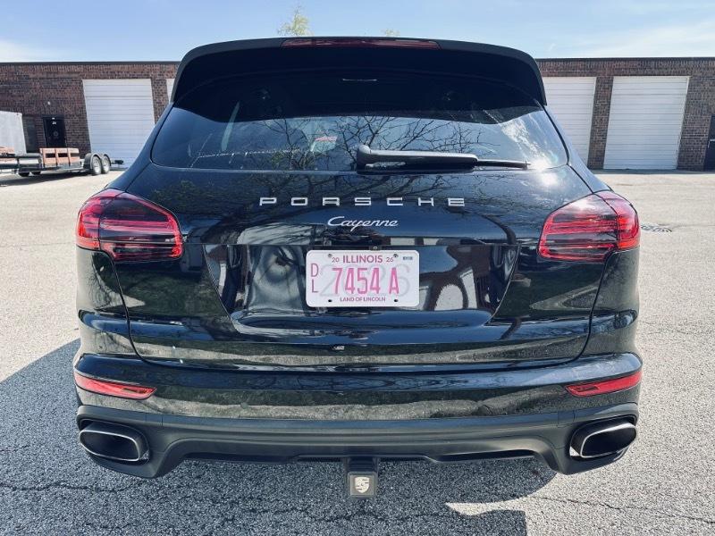 Porsche Cayenne Base 2016