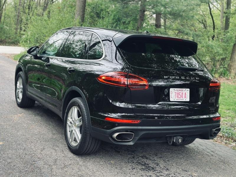 Porsche Cayenne Base 2016