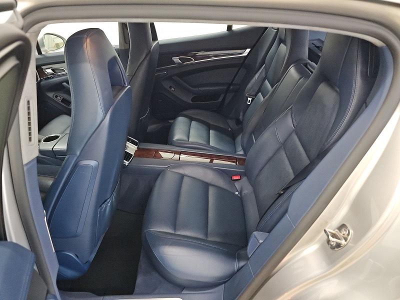 Porsche Panamera Turbo 2010