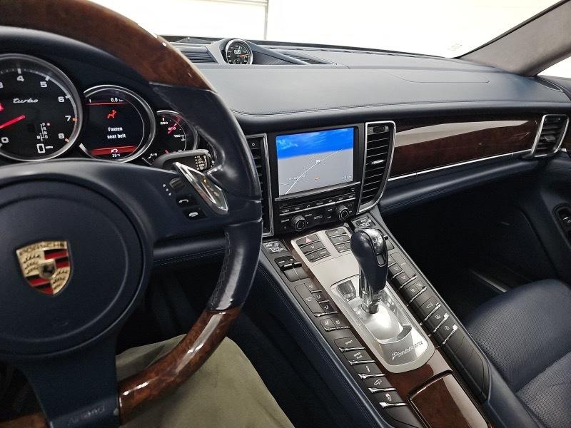 Porsche Panamera Turbo 2010