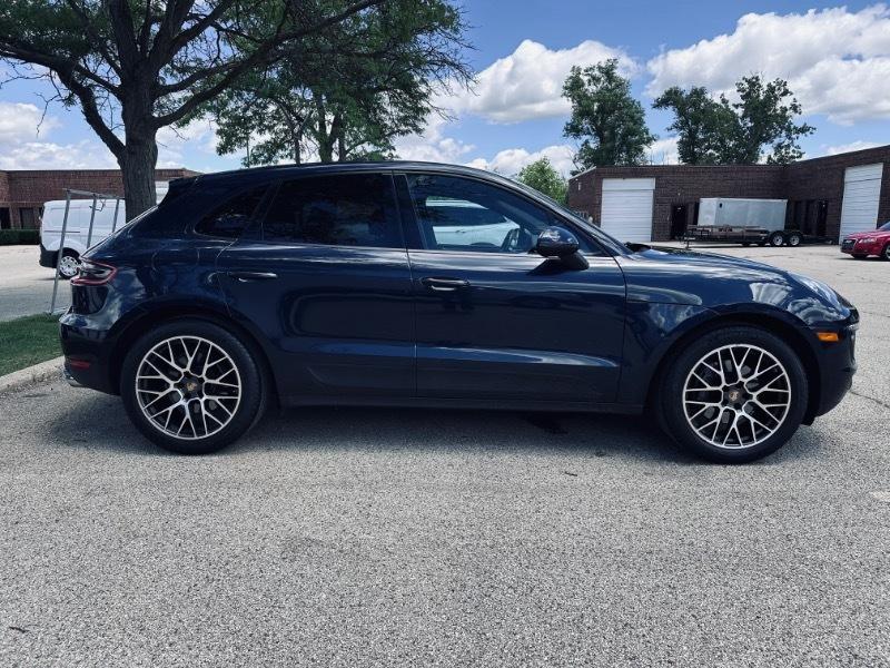 Porsche Macan  2018