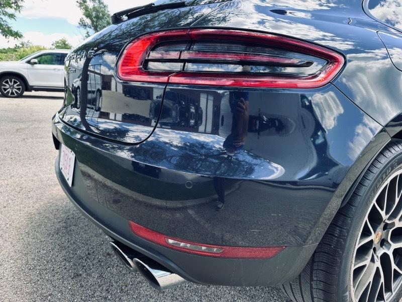 Porsche Macan  2018