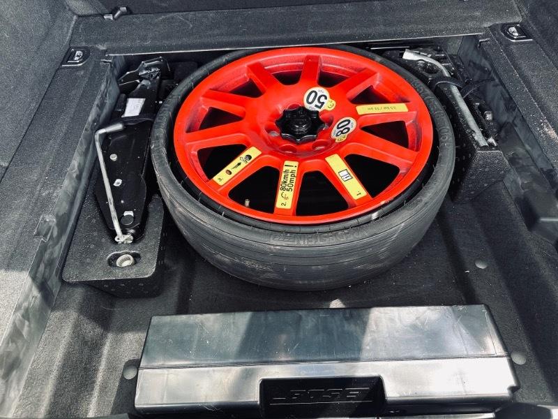 Porsche Macan  2018