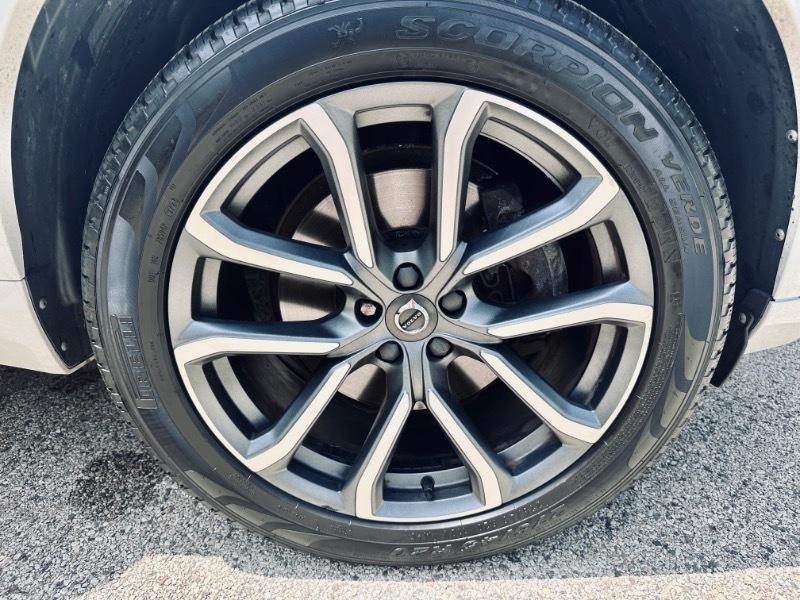 Volvo XC90 T6 Momentum AWD 2018