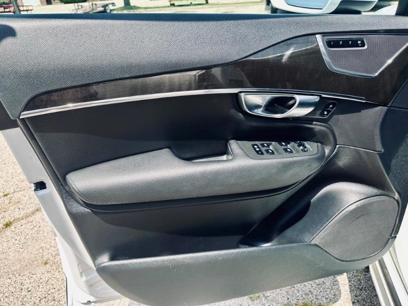 Volvo XC90 T6 Momentum AWD 2018