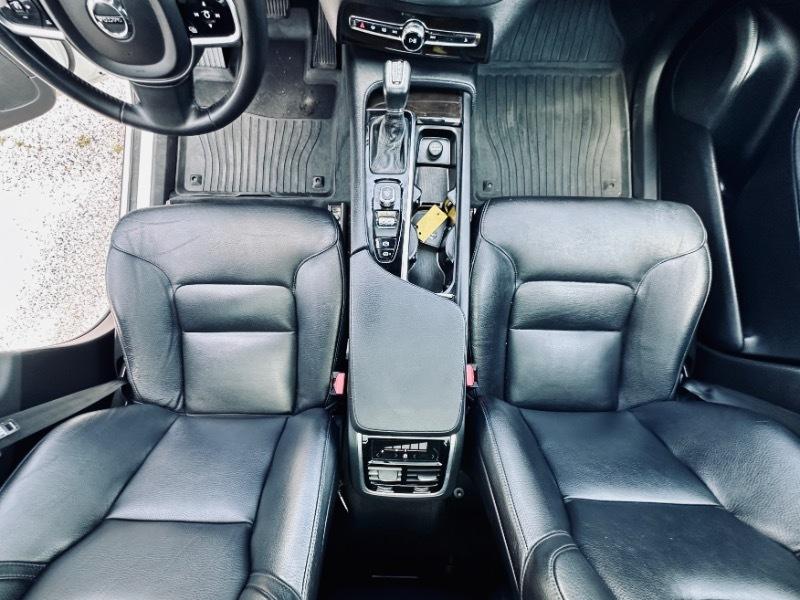 Volvo XC90 T6 Momentum AWD 2018