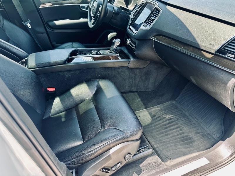 Volvo XC90 T6 Momentum AWD 2018