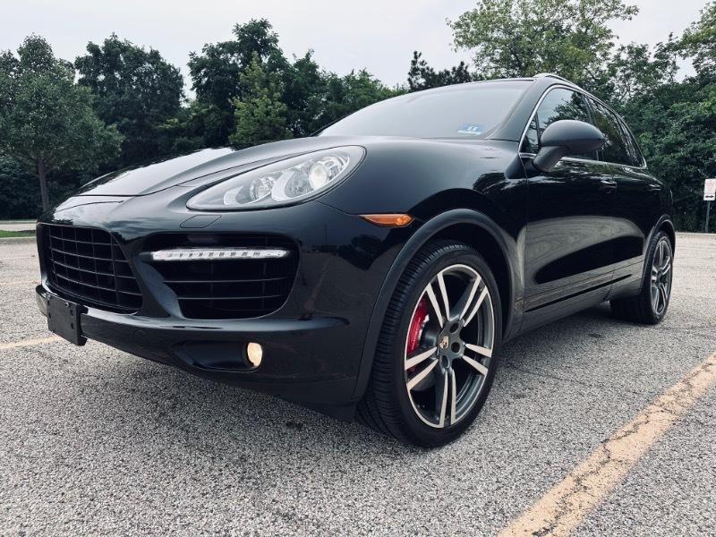 Porsche Cayenne Turbo 2011
