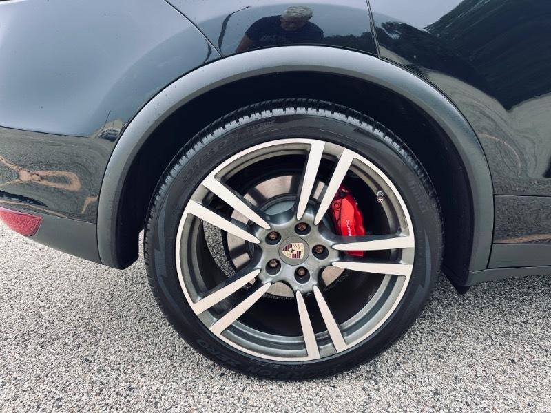 Porsche Cayenne Turbo 2011