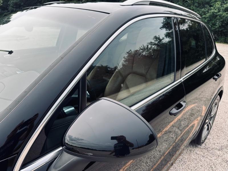 Porsche Cayenne Turbo 2011
