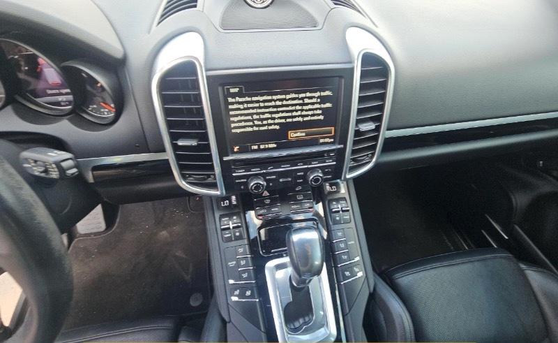 Porsche Cayenne Base 2016