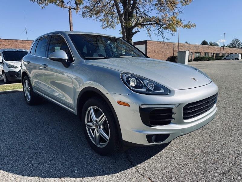 Porsche Cayenne Base 2016