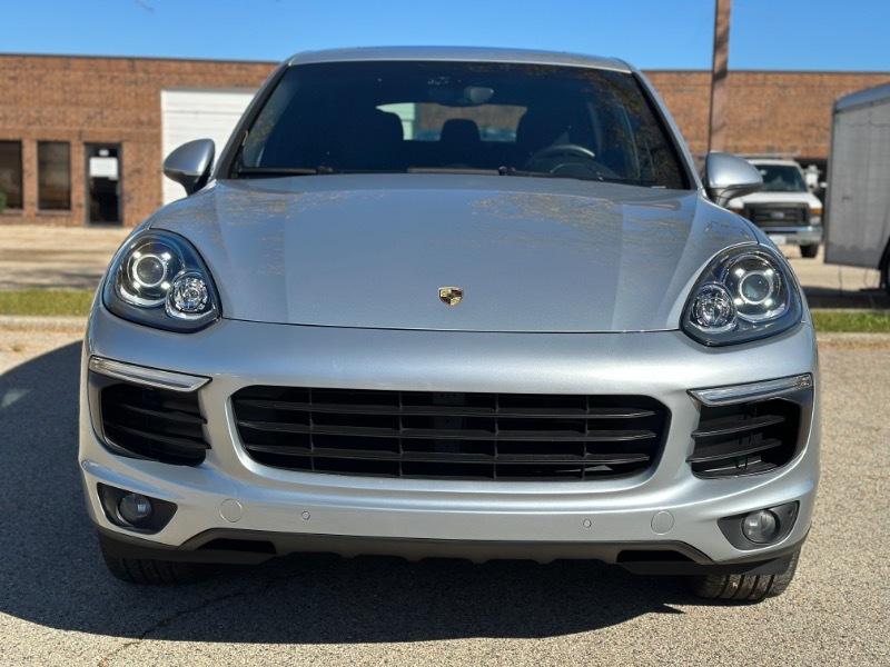 Porsche Cayenne Base 2016