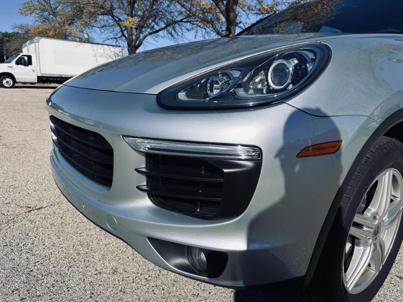 Porsche Cayenne Base 2016