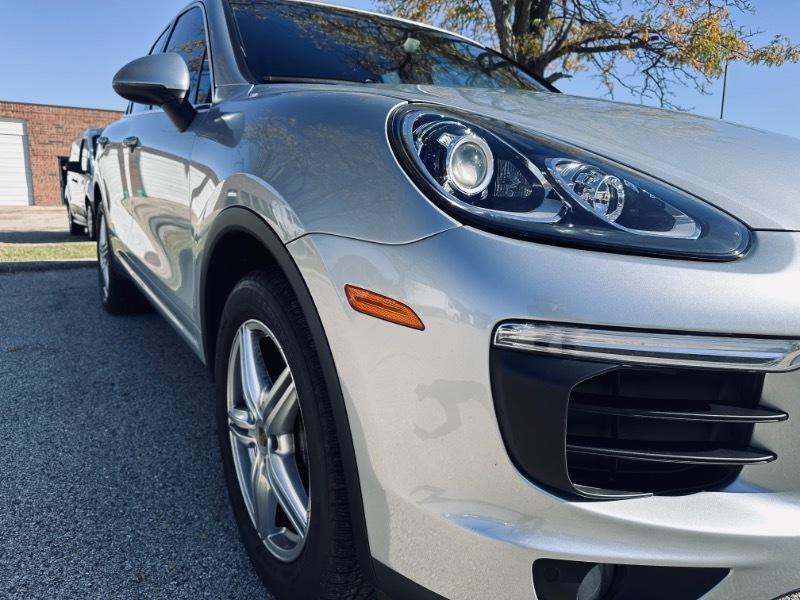 Porsche Cayenne Base 2016