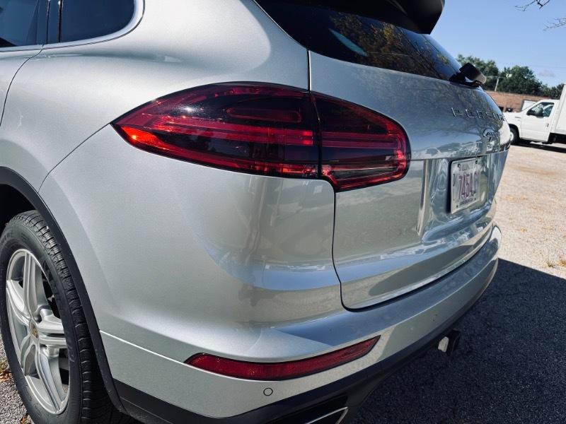 Porsche Cayenne Base 2016