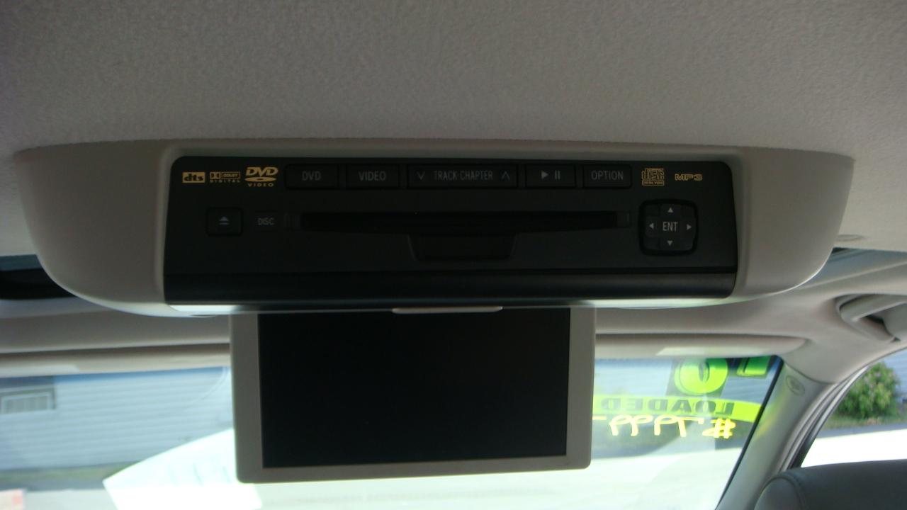 Toyota Sienna XLE 2010