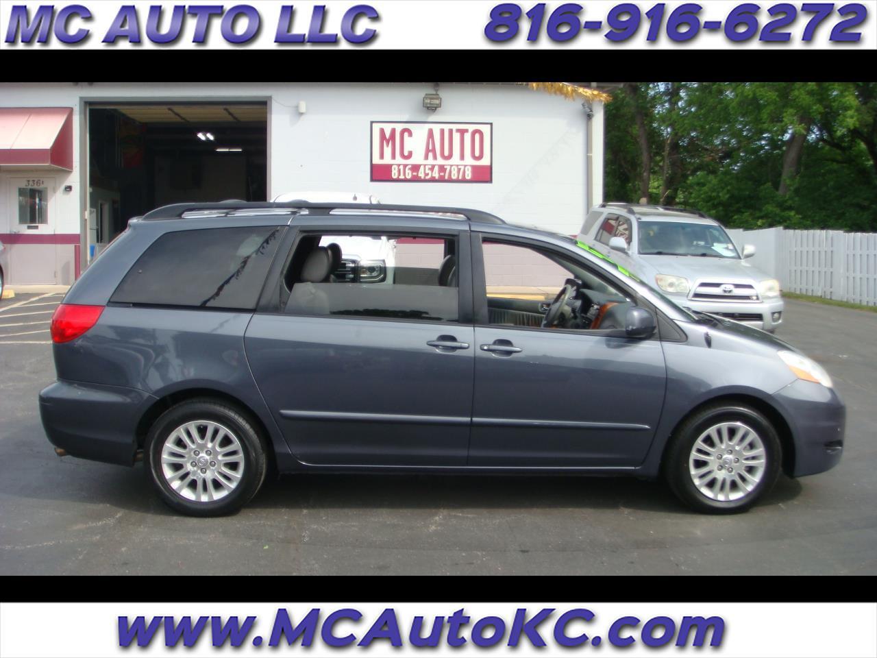 2010 Toyota Sienna XLE